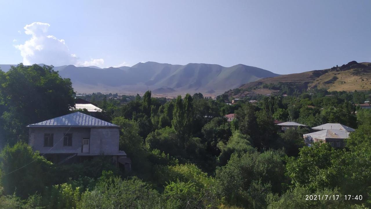 Verishen Guest House B&B Goris Extérieur photo